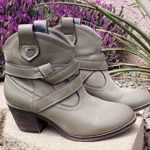 Rocketdog Ankle Boots size 7